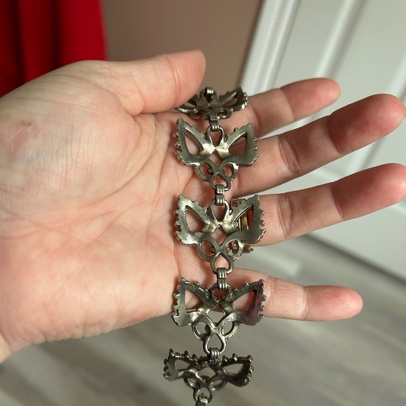 4/$100 stainless steel Silver Heart Bracelet 7 inches 💙 - Picture 5 of 6